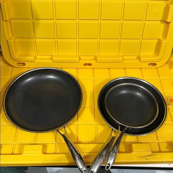 HEXCLAD 3 Piece Nonstick Stainless Steel Frying Pan Set 8,10 12” $400 - Picture 1 of 7